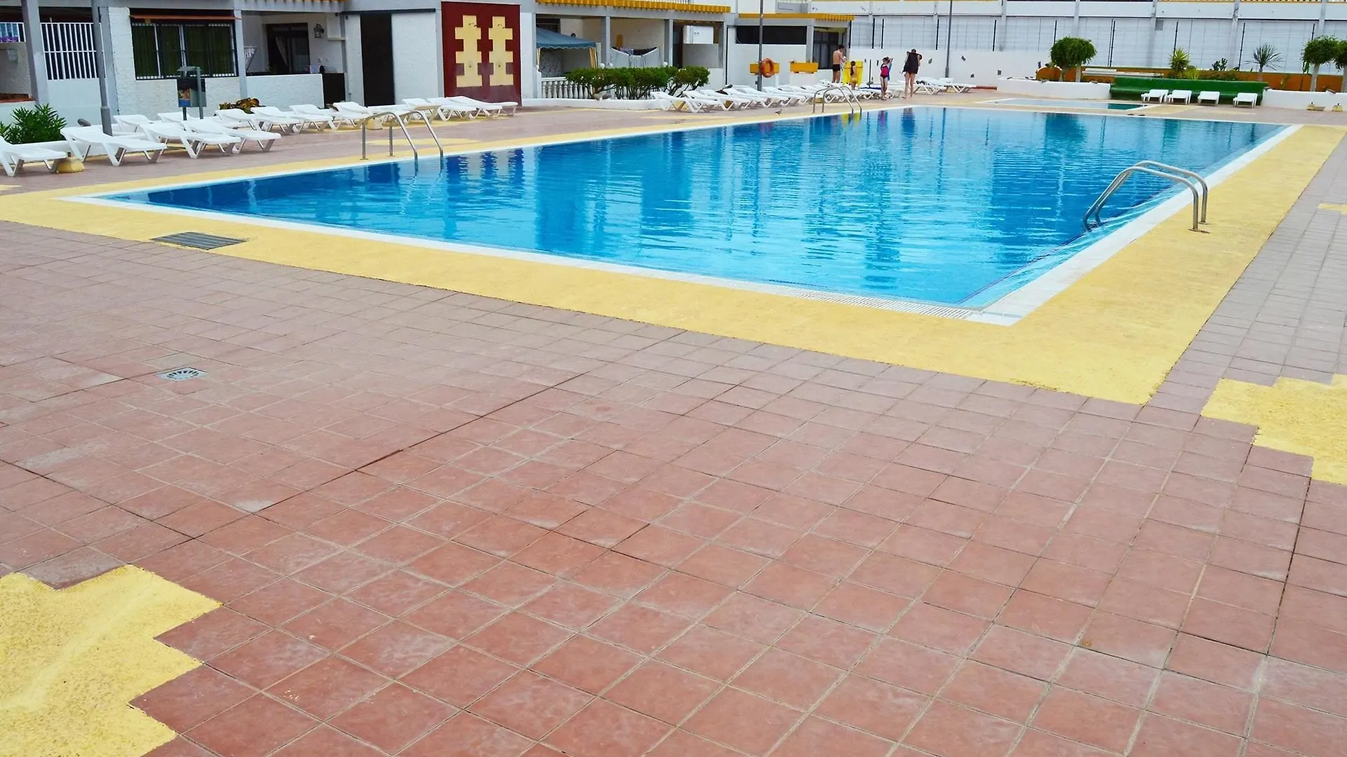 Studio In Santa Cruz De Tenerife, With Pool Access, Furnished Garden A Arona  Spagna