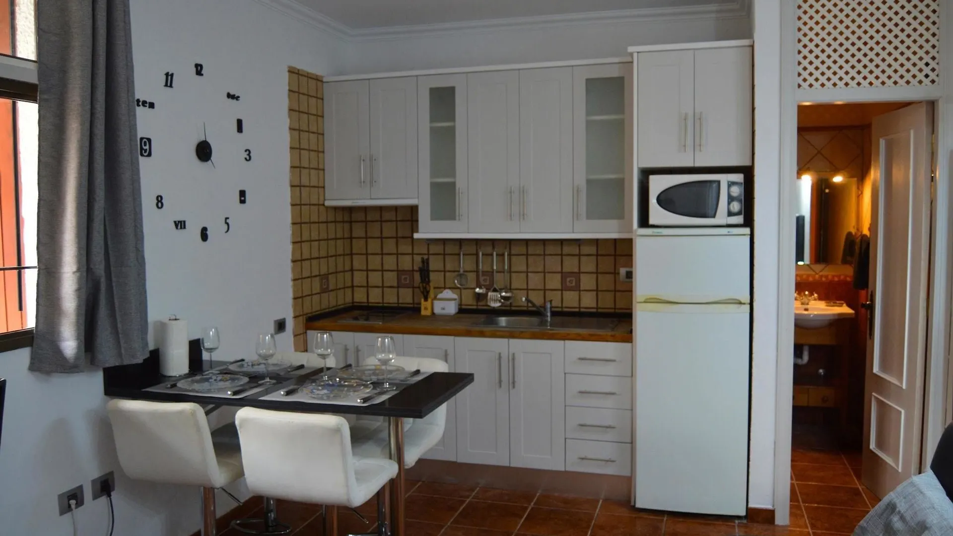 Διαμέρισμα Studio In Santa Cruz De Tenerife, With Pool Access, Furnished Garden A Arona